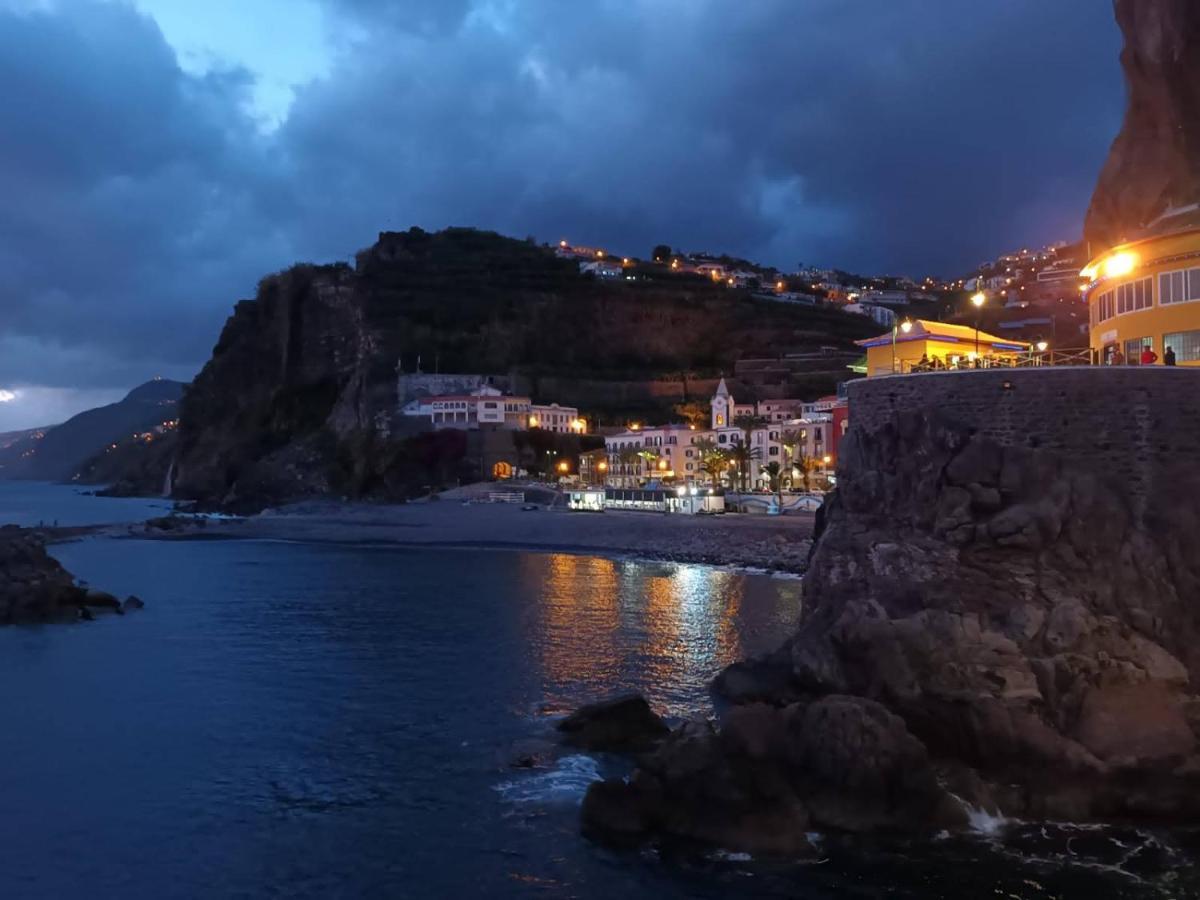 Vаrаndаs Dо Sоl-Vista Relaxante Entre Mar E Montanha Lägenhet Ponta do Sol  Exteriör bild